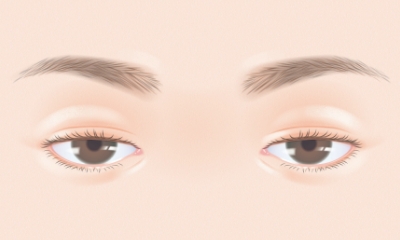 眠たそうとよく言われる瞼のイメージ画像