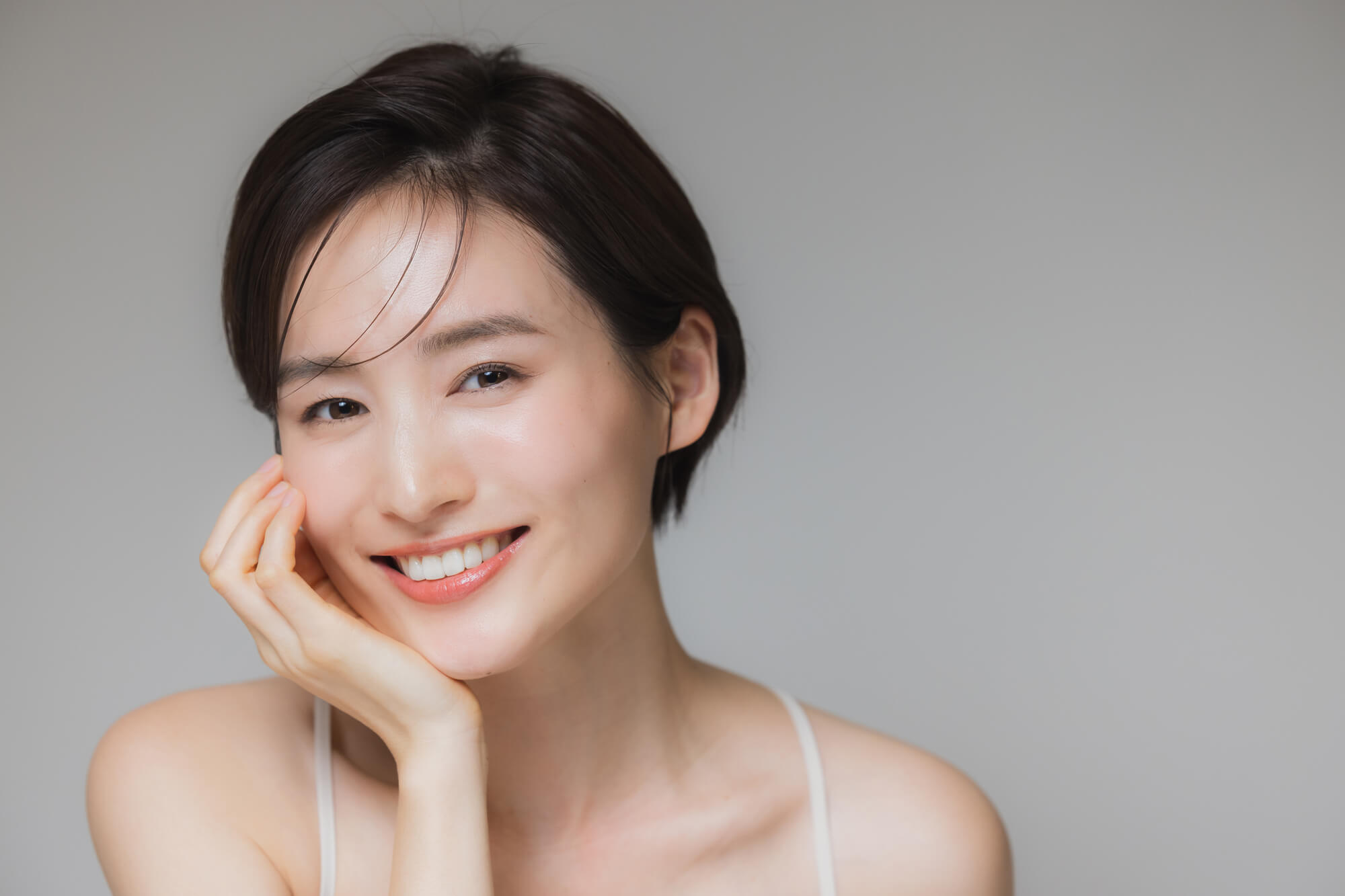 卵形の顔が理想といわれる理由