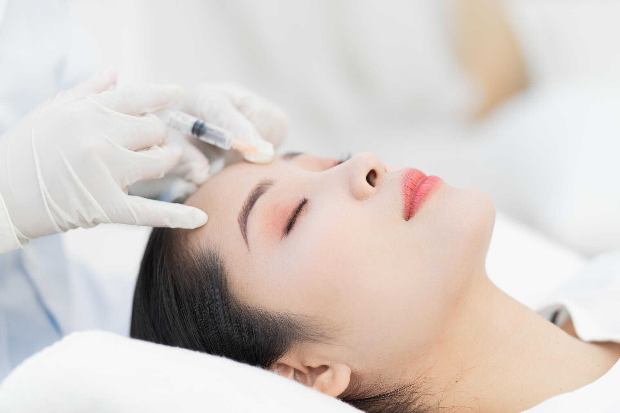 東京・銀座で眉下切開・眉下リフトの美容クリニックzclinicの画像5