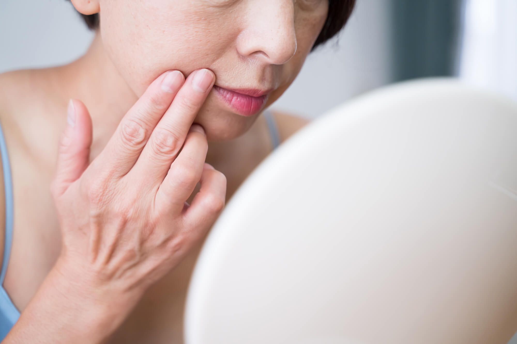 東京・銀座で眉下切開・眉下リフトの美容クリニックzclinicの画像5