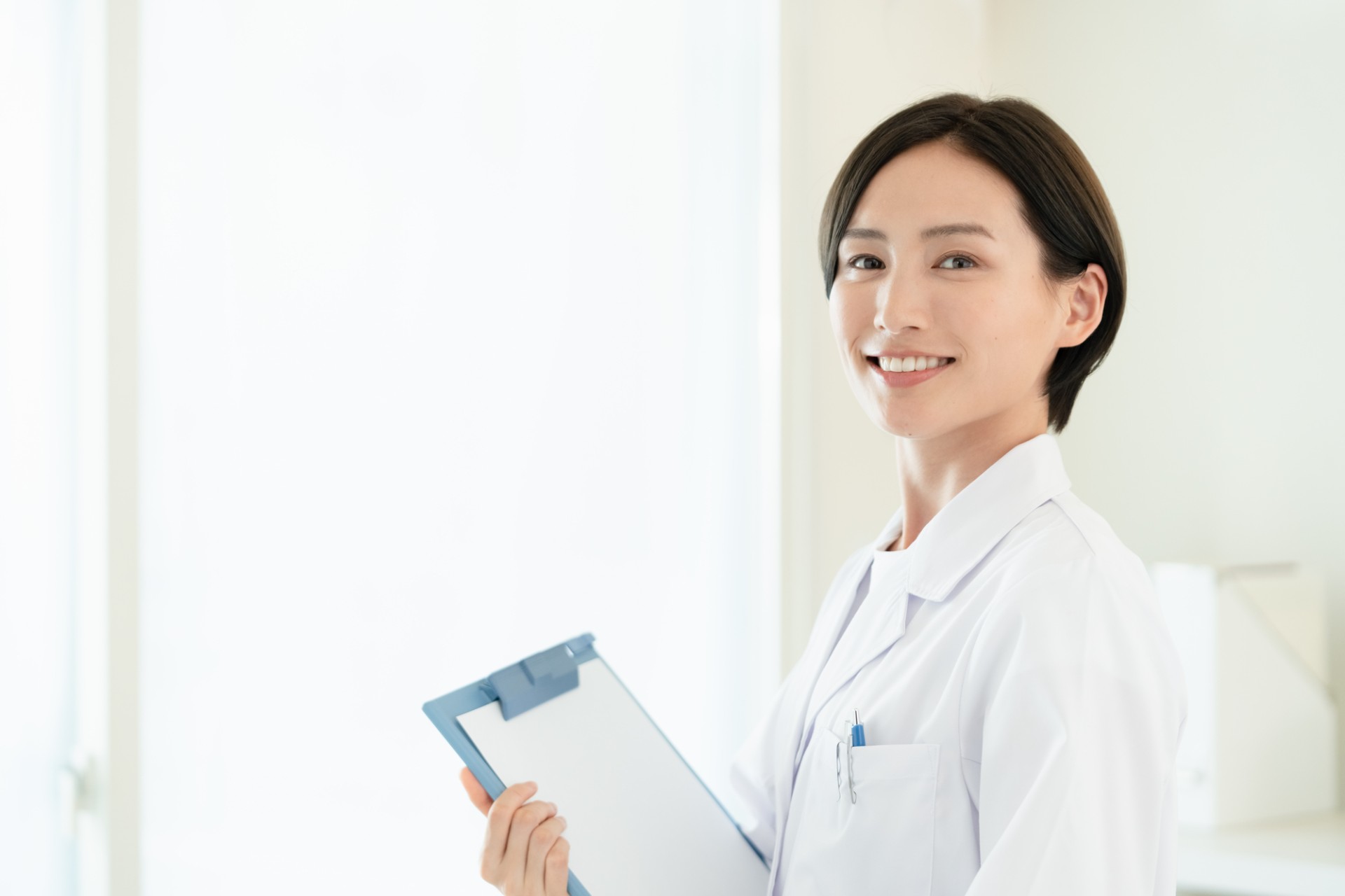 【後悔しないための前提知識】顔の脂肪注入とは?