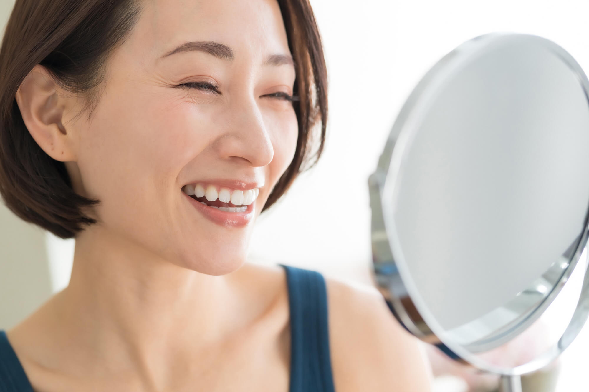 ゴルゴ線の脂肪注入は、自分の脂肪を使用することで自然な仕上がりが期待できます。