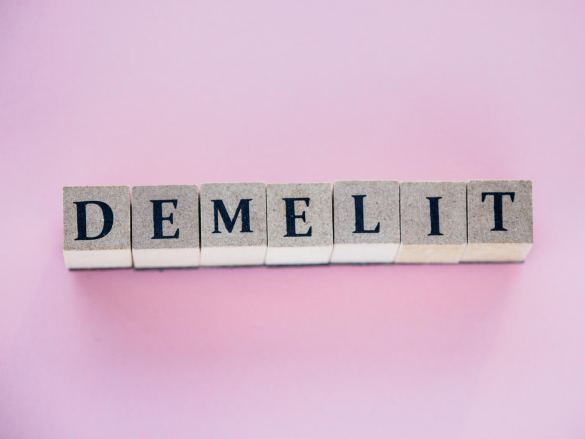 顔の脂肪注入のデメリット