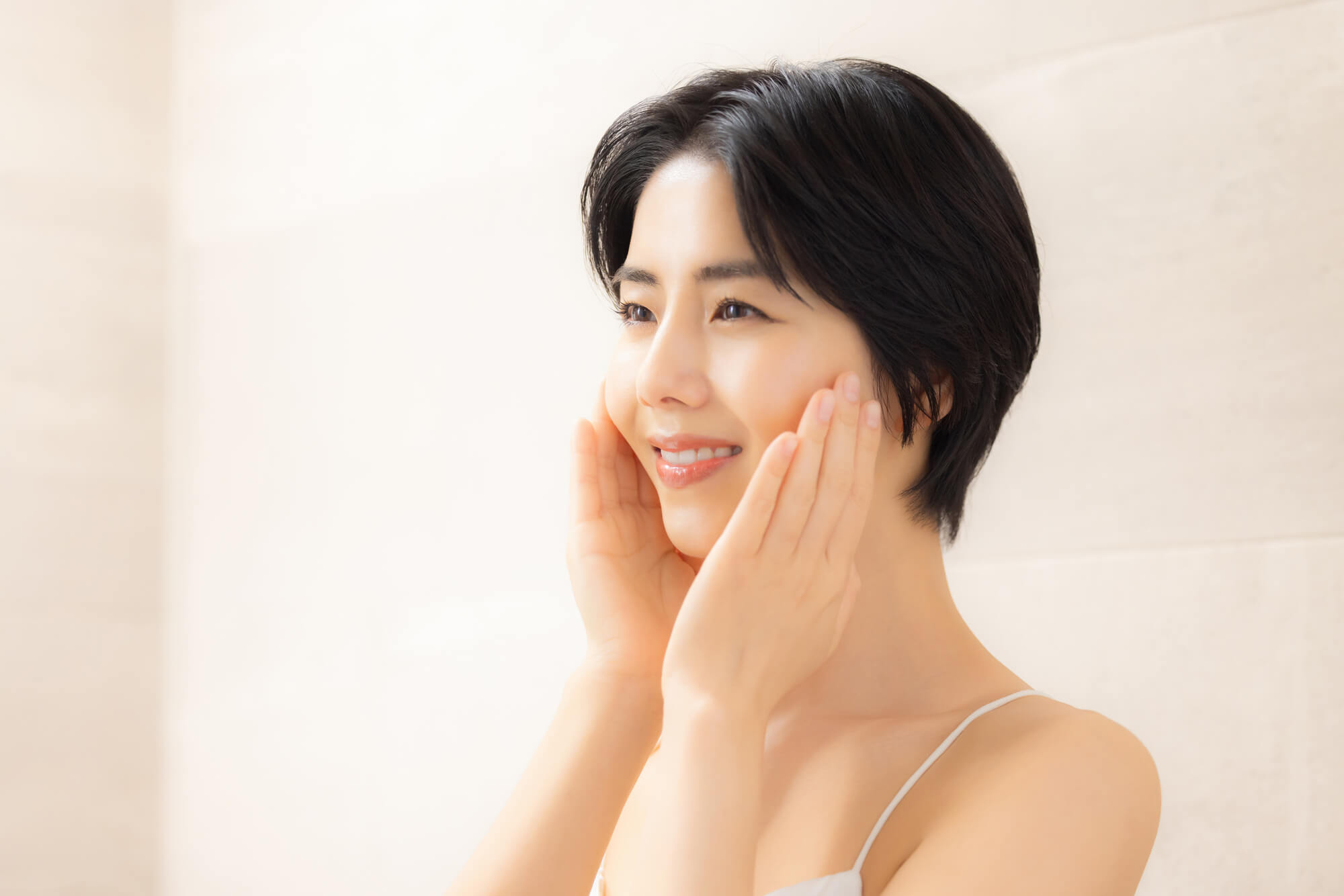 40代で顔の脂肪注入をするならZ Clinicがおすすめ
