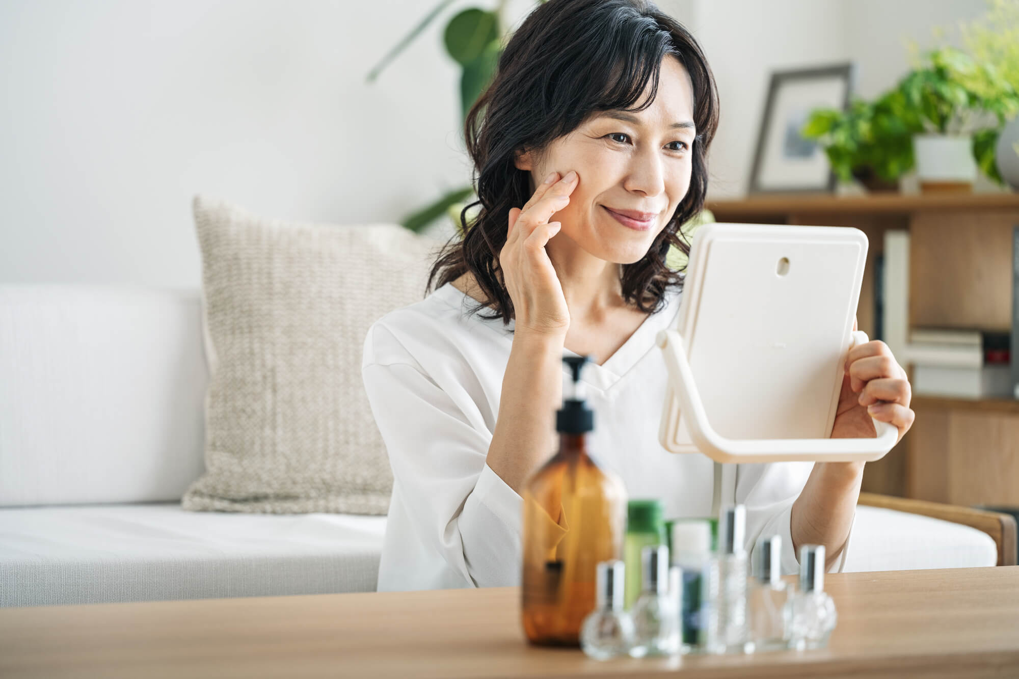 50代で顔に脂肪注入をおこなうメリット