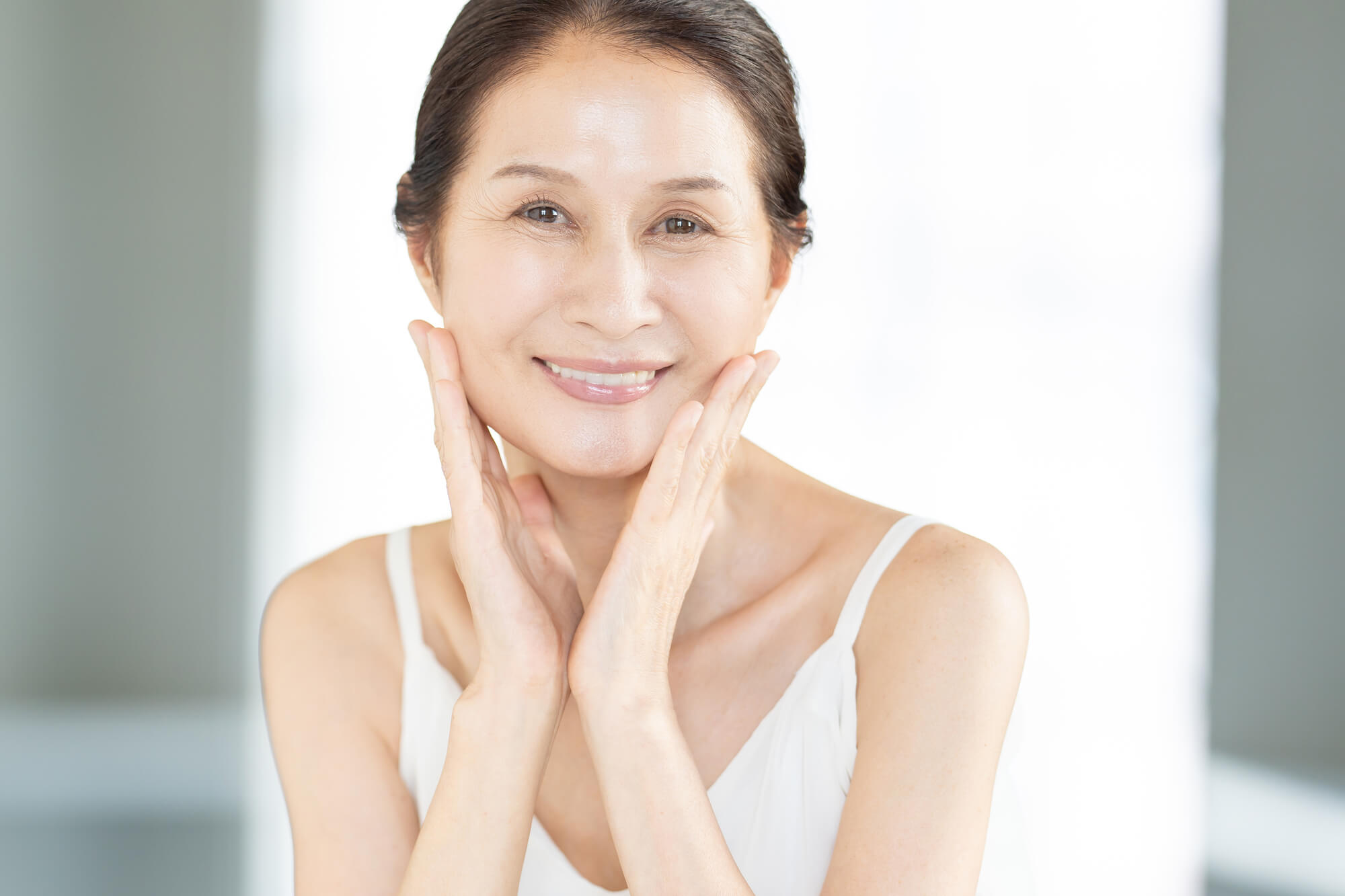 顔の脂肪注入は若返りを目指すことができる美容施術のひとつ